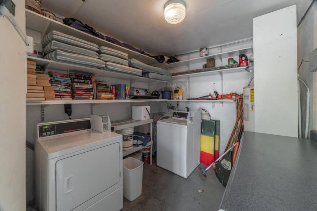 Appartamento 102-Tiny Treasure-Waterfront With Heated Pool St. Pete Beach Esterno foto