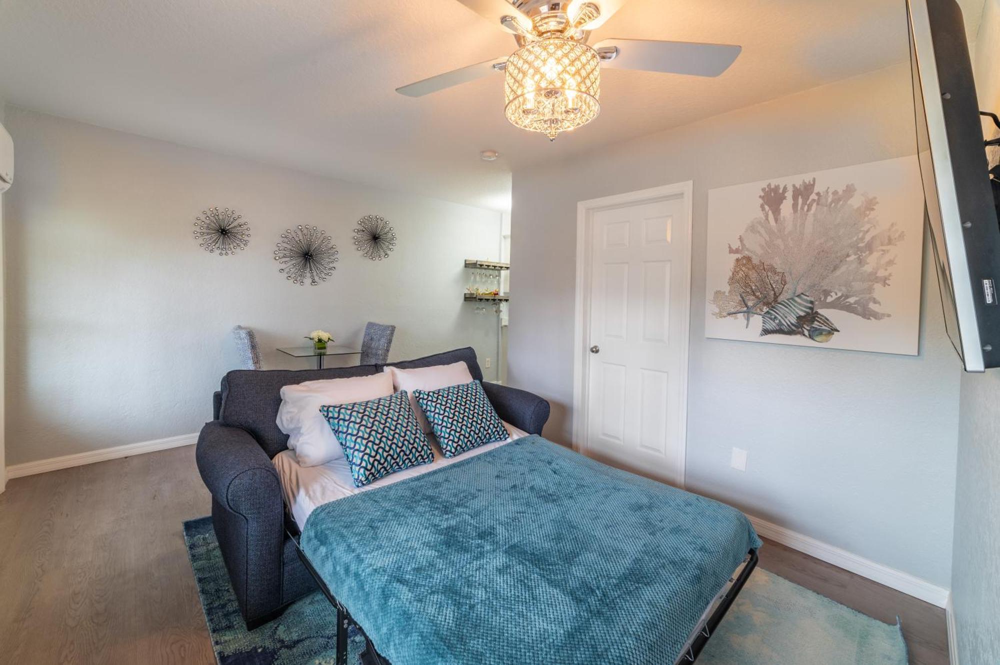 Appartamento 102-Tiny Treasure-Waterfront With Heated Pool St. Pete Beach Esterno foto