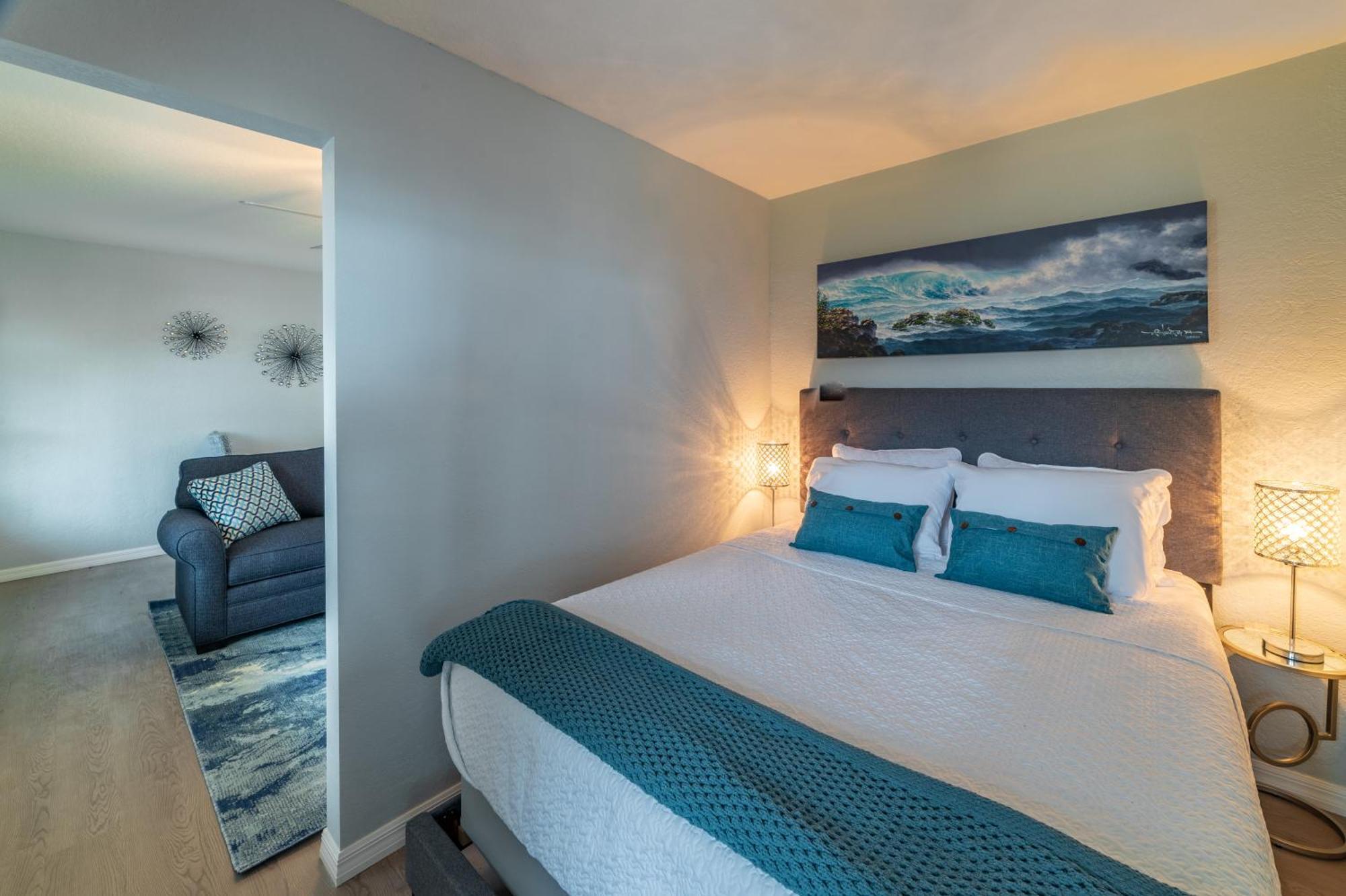 Appartamento 102-Tiny Treasure-Waterfront With Heated Pool St. Pete Beach Esterno foto